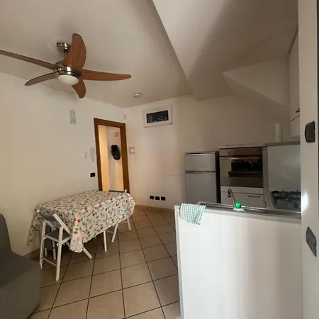 דירה La Casa Di Alyss ברגמו