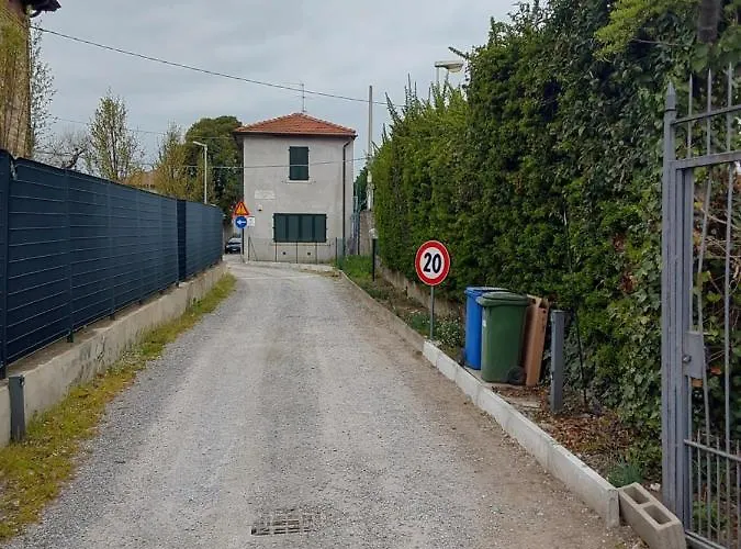 דירה La Casa Di Alyss ברגמו